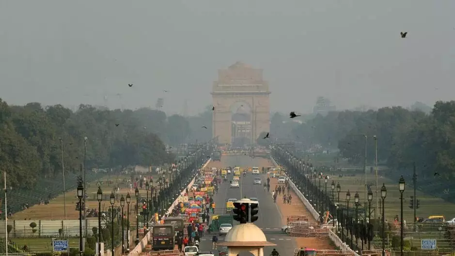 दिल्ली में सुहाना हुआ मौसम, मौसम देख बना घूमने का प्लान, जानिए क्या है आपके राज्य के मौसम का हाल