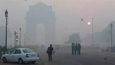 दिल्ली में बिगड़ी हवा, इन इलाको में बेहद खराब श्रेणी में पहुंची हवा, जाने क्या है अब तक का हाल