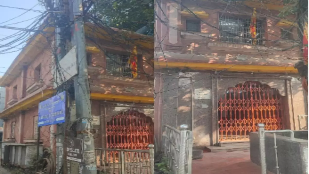 CG NEWS : रायपुर में तहसील ऑफिस के सामने स्थित मंदिर के बदमाशों ने बनायीं सुरंग, चांदी की मूर्ती और थल को लेके फरार...
