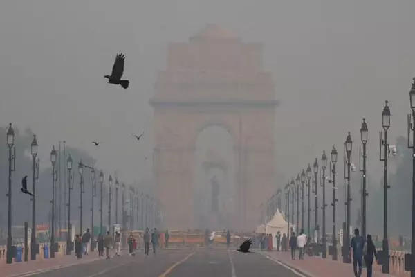 Air Pollution : पांच साल में राजधानी सबसे प्रदूषित, रिपोर्ट में हुआ चौंकाने वाला खुलासा, जानें लखनऊ समेत प्रमुख राजधानियों का हाल