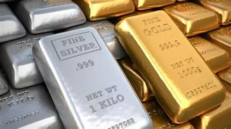 Today 5 Nov Gold-Silver Price 2023: चांदी के भाव में दिखी जोरदार बढ़ोत्तरी, सोने के भाव में मामूली गिरावट, जाने आपके शहर का हाल...