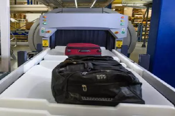 GOOD NEWS :  अब यात्रियों को एयरपोर्ट पर चेक-इन के लिए बैग से नहीं निकालने होंगे गैजेट, इस मशीन से हो जाएगा पूरा काम! जानिए