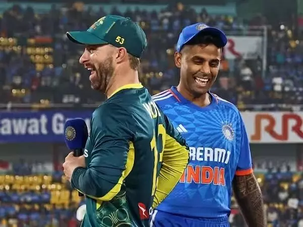 IND vs AUS 4th T20 : ऑस्ट्रेलिया ने टॉस जीतकर लिया गेंदबाजी का फैसला, भारत करेगा पहले बल्लेबाजी...