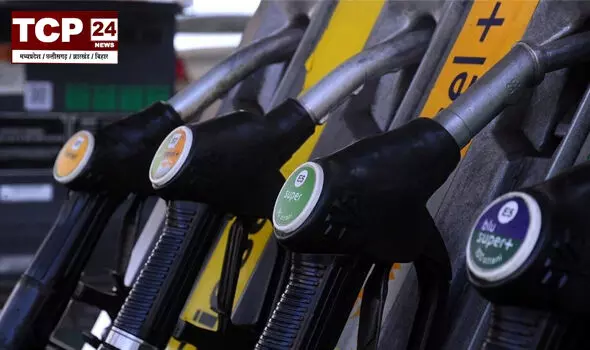Today 8 Dec Petrol-Diesel Price 2023: पेट्रोल-डीजल के नए दाम जारी, जाने आपके शहर में क्या है ताजा भाव