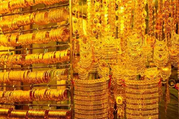Gold-Silver Price Today : सोने-चांदी की कीमतों में आया उछाल, खरीदने से पहले एक बार जरूर चेक कर लें लेटेस्ट रेट