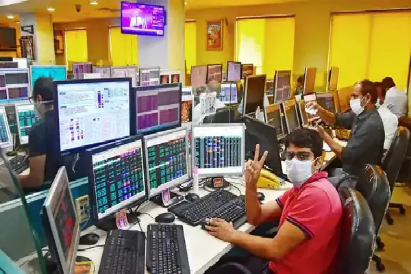 Sensex Opening Bell : शेयर बाजार में सपाट शुरुआत; एक क्लिक में जानिए सेंसेक्स-निफ्टी का हाल