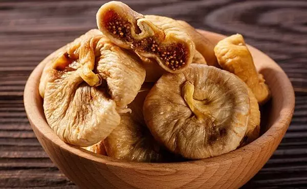 Benefits of figs : ठंड के मौसम में अंजीर को भीगोकर खाएं, हफ्ते भर में दिखेगा फायदा, आइए जाने इसके बारे में...