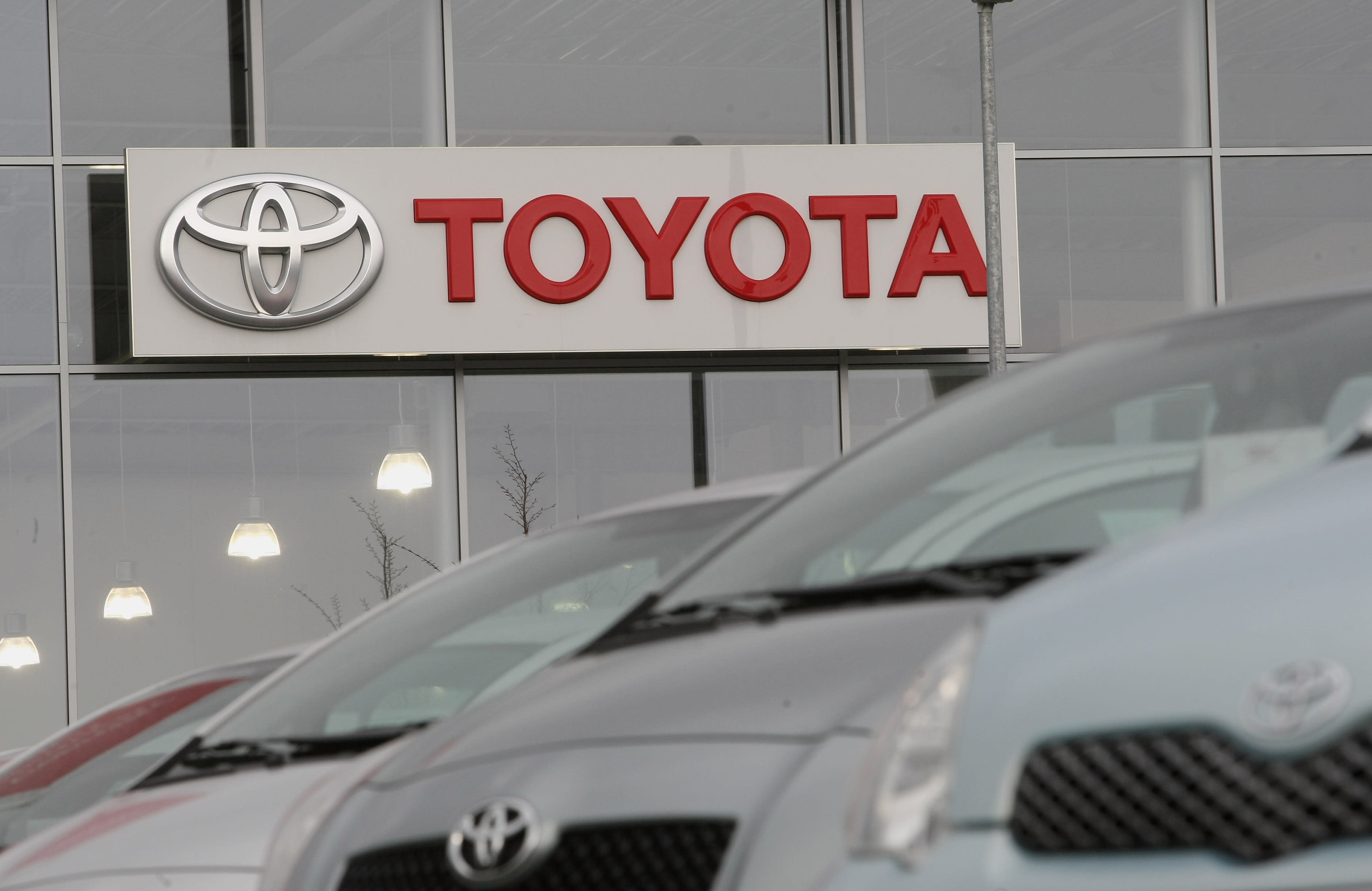 Toyota Highest Montlhy Sales : टोयोटा की इन 3 SUV को खूब पसंद कर रहे है लोग, जुलाई में दर्ज की अब तक की अपनी सबसे ऊंची बिक्री   