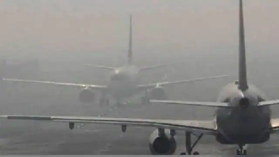 CG : दिल्ली से रायपुर आ रही फ्लाइट हैदराबाद के लिए डाइवर्ट, रायपुर के सांसद भी मौजूद, खराब मौसम की वजह से लिया गया निर्णय