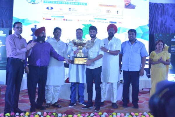 Raipur News : छत्तीसगढ़ चीफ मिनिस्टर ट्रॉफी इंटरनेशनल ग्रैंडमास्टर्स चेस टूर्नामेंट के चैलेंजर्स कैटेगरी का हुआ समापन, महापौर एजाज़ ढेबर ने की आयोजन की सराहना....