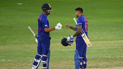 IND Vs SA 1st T20 Result : पहले गेंदबाजों ने दिखाया कमाल, फिर राहुल-सूर्या ने मचाया धमाल, साउथ अफ्रीका को 8 विकेट से दी मात
