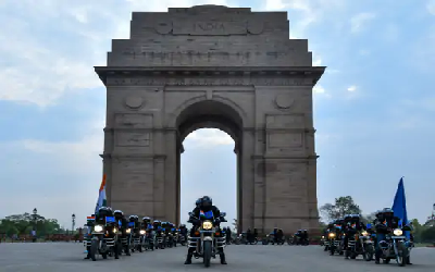 छत्तीसगढ़ में दिखेगी CRPF के 84वें स्थापना दिवस की धूम! महिला डेयरडेविल्स बाइक ड्राइव कर दिल्ली के इंडिया गेट से पहुंचेंगी जगदलपुर, पढ़ें हर अपडेट्स