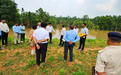 CG BIG NEWS : छत्तीसगढ़ के ‘नरवा विकास’ को झारखण्ड की मनरेगा टीम ने सराहा, टीम ने जशपुर वनमंडल के भू-जल उपचार के कार्यों का किया अवलोकन