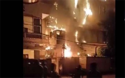 Fire News : तीन मंजिला थ्री स्टार होटल में लगी भीषण आग, करोड़ो का सामान जलकर राख, फायर ब्रिगेड की कई गाड़िया मौके पर मौजूद, देखें VIDEO